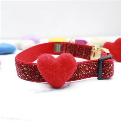 Single Heart Collar Accessory